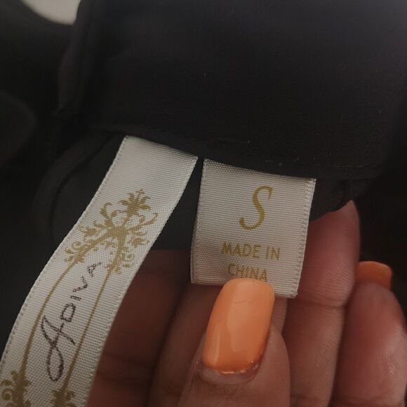 Adiva Ladies Ruffle Pleated Top Black Small 🖤🖤 - Picture 14 of 16